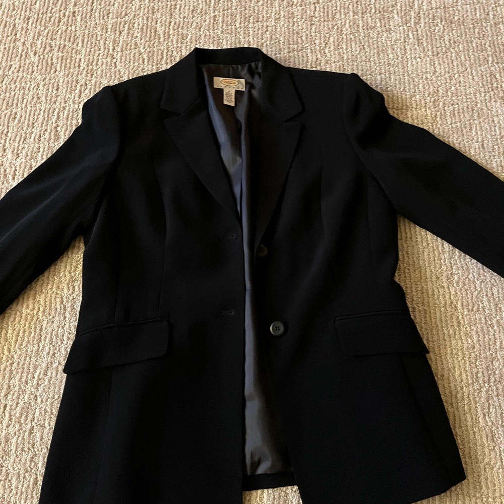 Classic Black Women's Blazer